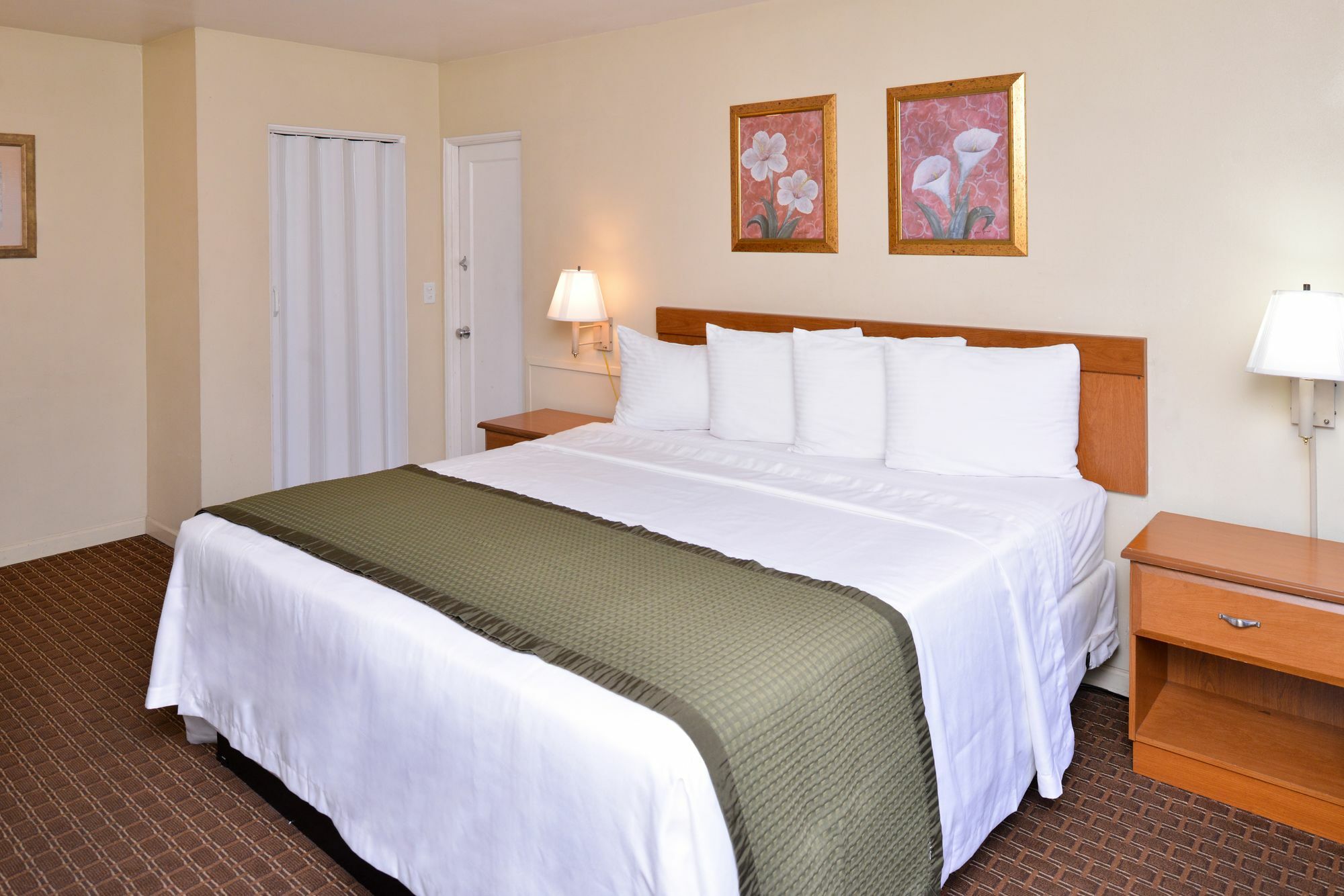 Travelodge By Wyndham Eugene Downtown/University Of Oregon 外观 照片