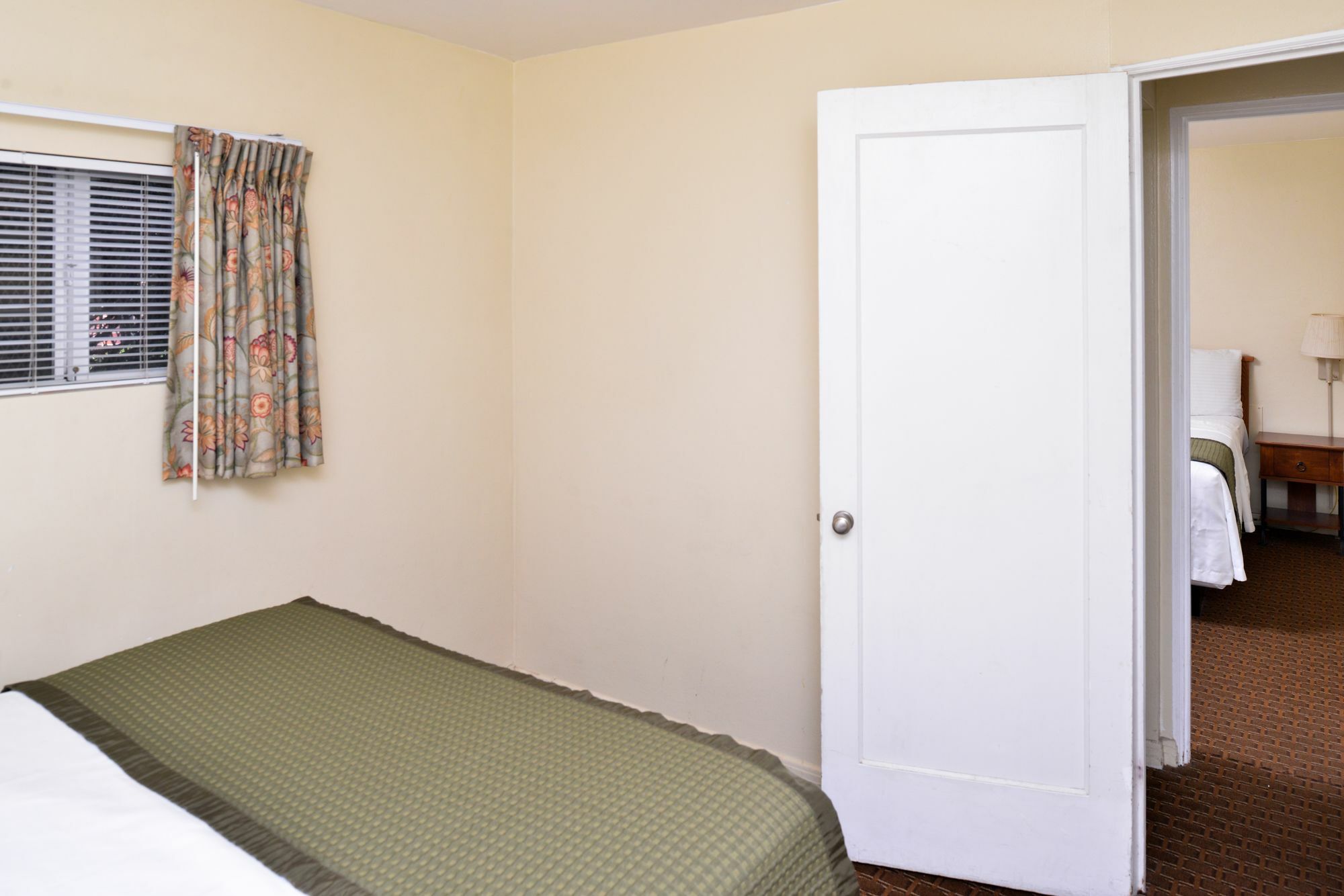 Travelodge By Wyndham Eugene Downtown/University Of Oregon 外观 照片
