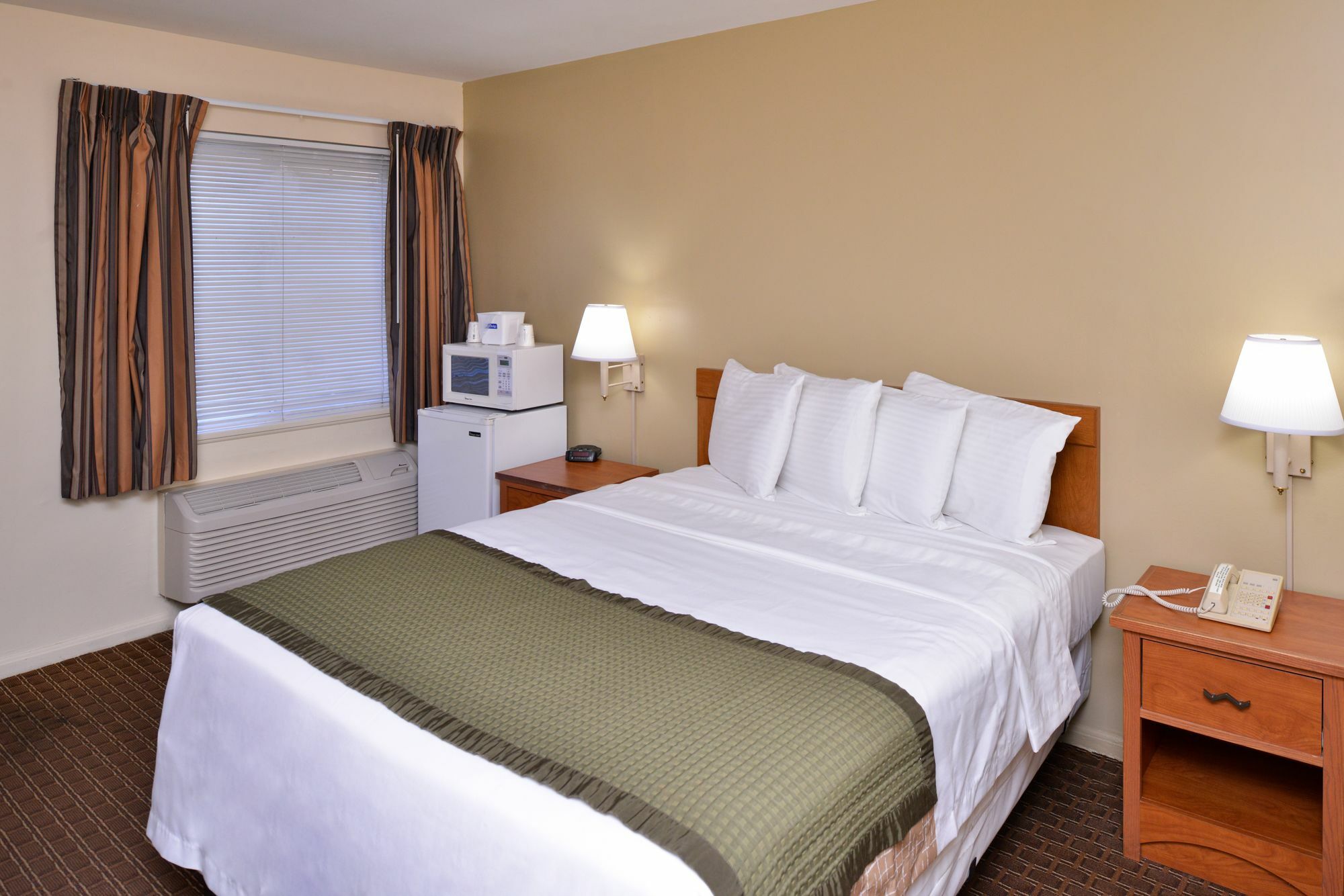 Travelodge By Wyndham Eugene Downtown/University Of Oregon 外观 照片