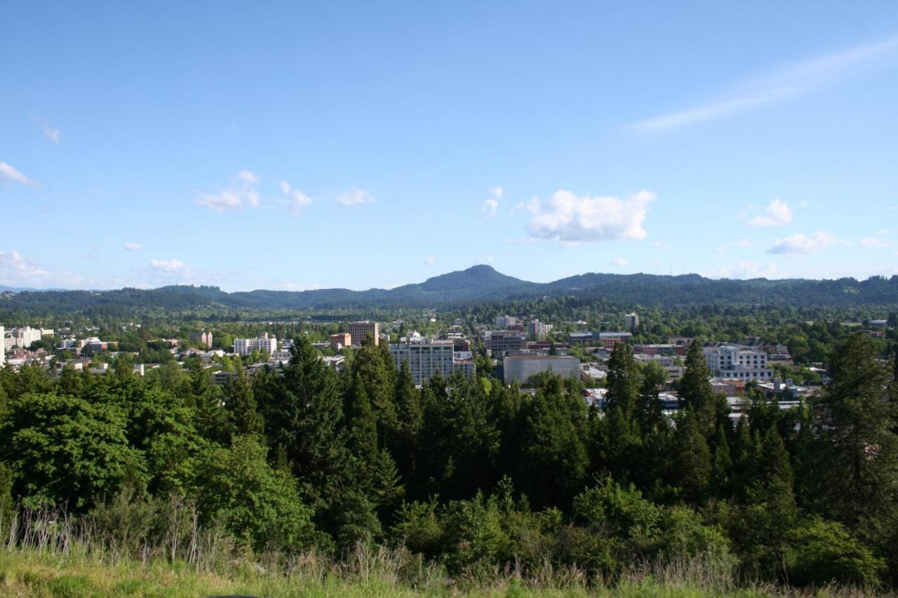 Travelodge By Wyndham Eugene Downtown/University Of Oregon 外观 照片